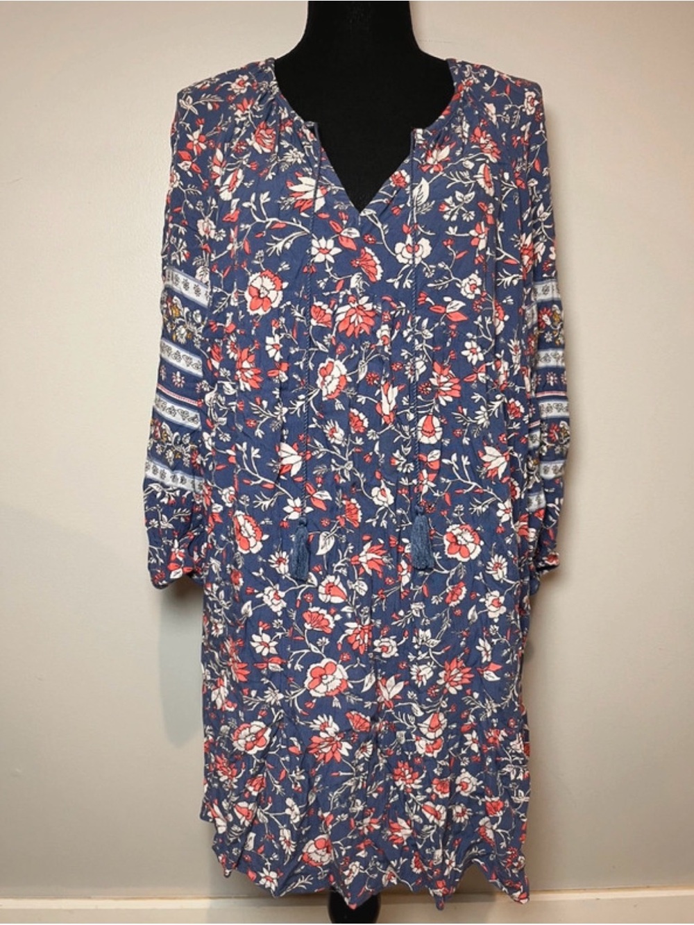 Old Navy Blue Floral Long-Sleeve V-Neck Dress